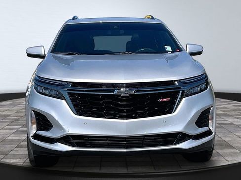Used 2022 Chevrolet Equinox RS w/ RS Leather Package FWD image 3