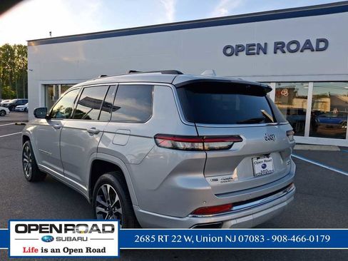 Used 2021 Jeep Grand Cherokee L Overland w/ Luxury Tech Group IV AWD/4WD image 10
