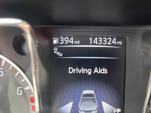 Used 2018 Nissan Titan SL w/ Chrome Package image 20