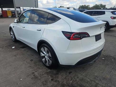 Used 2021 Tesla Model Y 2WD image 2