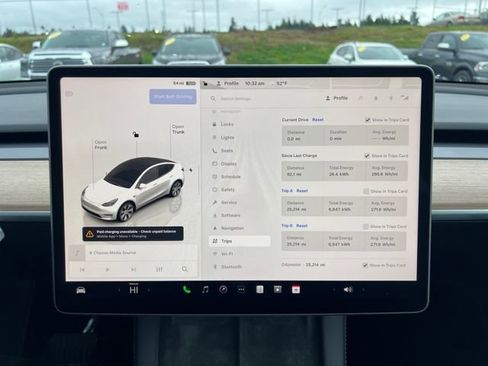 Used 2023 Tesla Model Y Long Range image 21