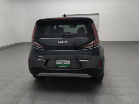 Used 2023 Kia Soul LX w/ Option Group 015 FWD image 7