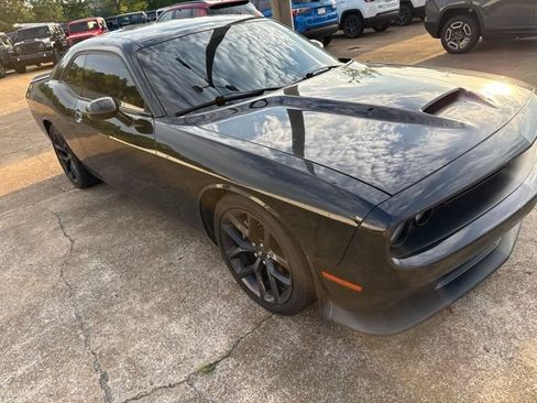 Used 2021 Dodge Challenger R/T w/ Blacktop Package RWD image 4