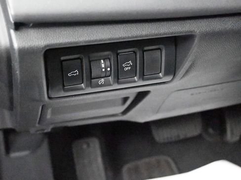 Used 2024 Subaru Outback Limited image 29