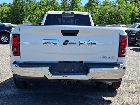 New 2026 RAM 3500 Tradesman AWD/4WD image 7