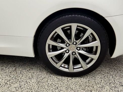 Used 2013 Lexus IS 250C w/ Luxury Pkg RWD image 9