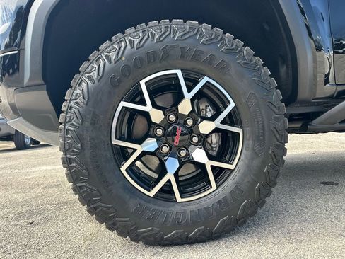 New 2026 GMC Canyon AT4X image 12