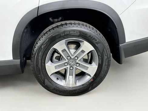 Used 2025 Honda Pilot EX-L image 24