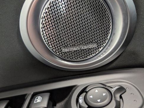 Used 2024 Alfa Romeo Tonale Ti image 15