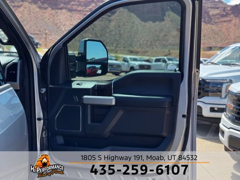 Used 2022 Ford F250 Lariat w/ Lariat Value Package AWD/4WD image 46
