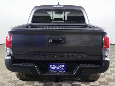 Used 2022 Toyota Tacoma Limited w/ Nightshade Package AWD/4WD image 14