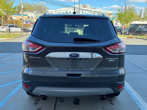 Used 2015 Ford Escape Titanium image 5