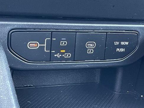 Used 2025 Kia K4 FWD image 19
