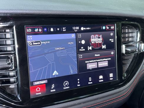 Used 2024 Dodge Durango GT RWD image 4
