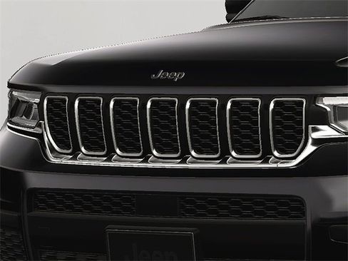 New 2023 Jeep Grand Cherokee L Laredo image 14