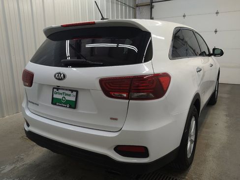 Used 2019 Kia Sorento L FWD image 9