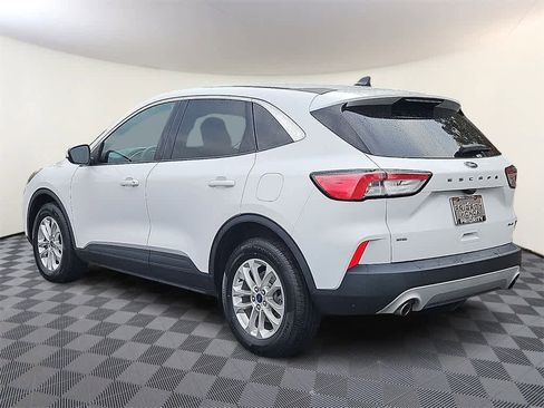 Used 2021 Ford Escape SE w/ Convenience Package image 6