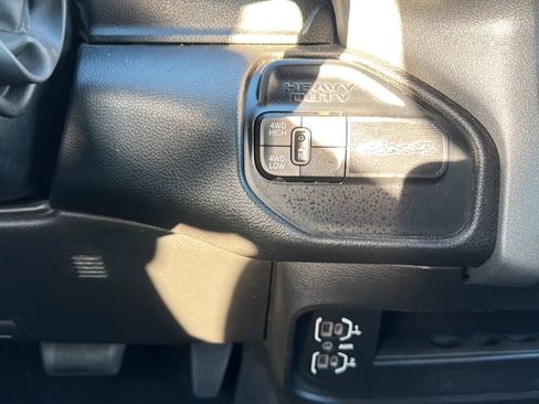 Used 2022 RAM 3500 Tradesman image 71