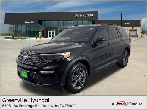 Used 2022 Ford Explorer XLT w/ Equipment Group 202A RWD image 1