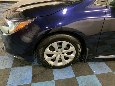 Used 2023 Toyota Corolla LE image 9