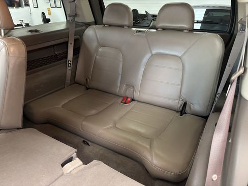 Used 2002 Ford Explorer XLT image 25