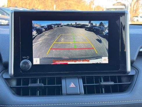 Used 2024 Toyota RAV4 XLE image 31