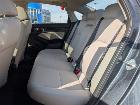 Certified 2023 Honda Civic EX image 30