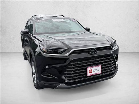 Certified 2026 Toyota Grand Highlander AWD image 3