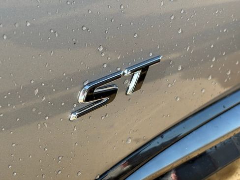 Used 2025 Buick Envision Sport Touring image 10