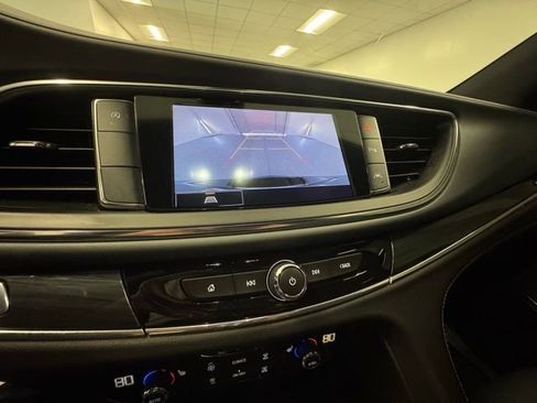 Used 2024 Buick Enclave Essence w/ Sport Touring Edition image 17