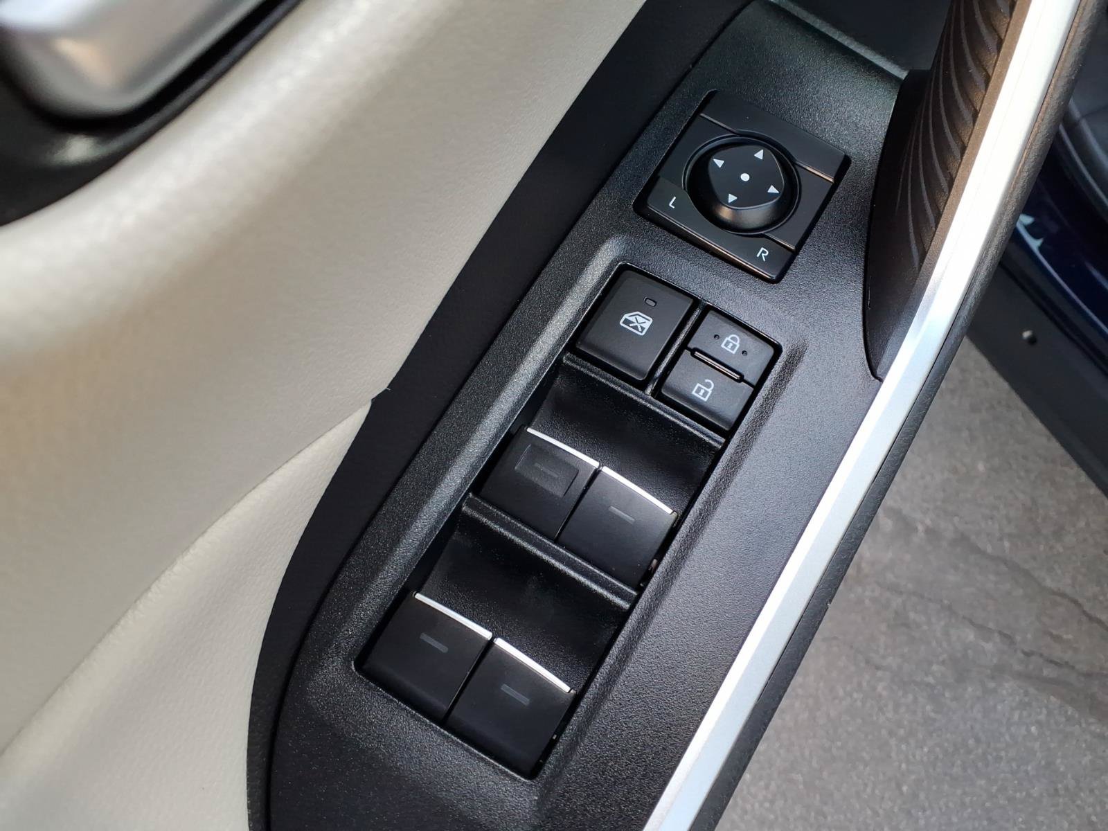 Certified 2025 Toyota RAV4 XLE AWD/4WD image 14