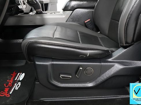 Used 2019 Ford F150 Raptor w/ Equipment Group 802A Luxury image 21