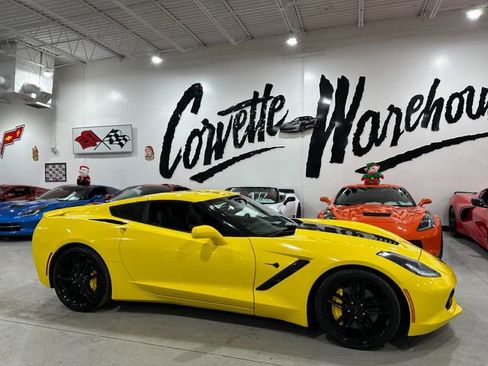 Used 2016 Chevrolet Corvette Stingray Coupe w/ 3LT Preferred Equipment Group image 27