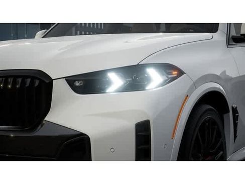 New 2026 BMW X5 sDrive40i w/ M Sport Package RWD image 6