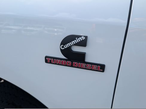 Used 2019 RAM 2500 Tradesman AWD/4WD image 9