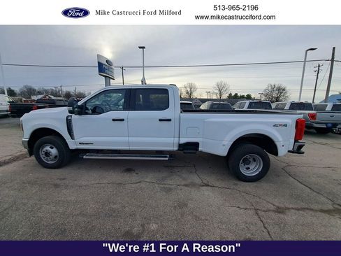 Used 2024 Ford F350 XLT image 2
