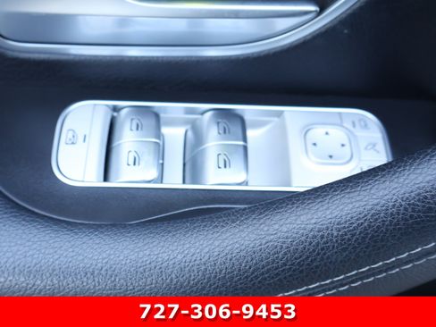 Certified 2022 Mercedes-Benz GLE 350 4MATIC image 17