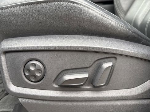 Used 2023 Audi Q5 2.0T Prestige image 28