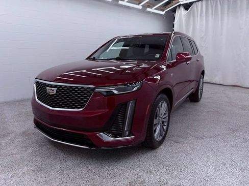 Used 2023 Cadillac XT6 Premium Luxury AWD/4WD image 5