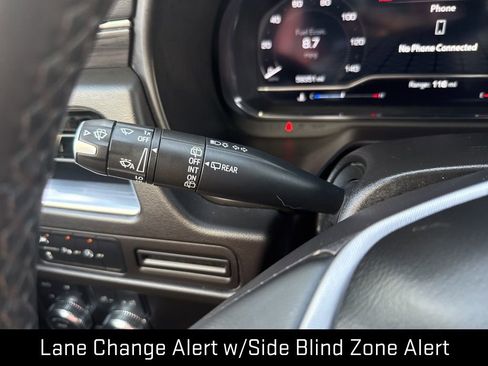 Used 2024 GMC Yukon SLT image 21