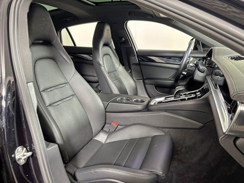 Used 2018 Porsche Panamera 4S image 41
