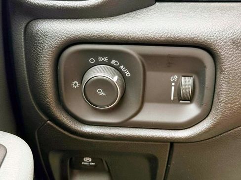 Used 2023 RAM 1500 Big Horn AWD/4WD image 22