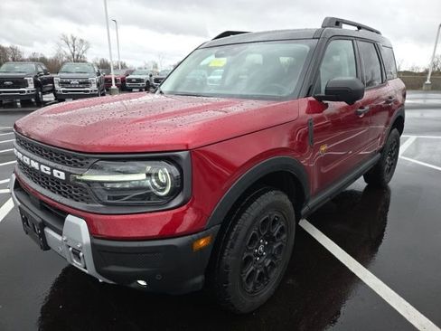 Used 2025 Ford Bronco Sport Badlands AWD/4WD image 2