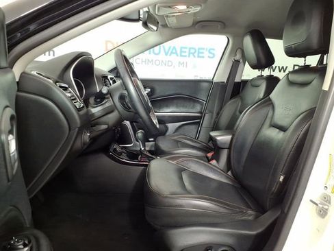 Used 2019 Jeep Compass Limited AWD/4WD image 12