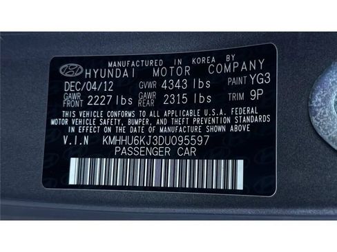 Used 2013 Hyundai Genesis 3.8 RWD image 44