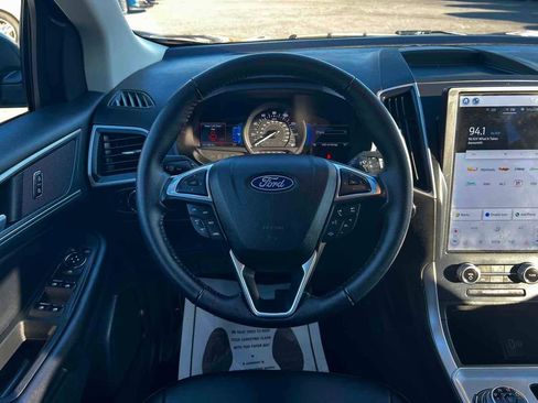 Used 2023 Ford Edge SEL image 26