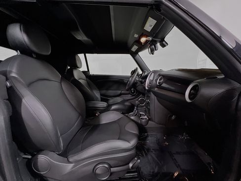 Used 2015 MINI Cooper S image 30