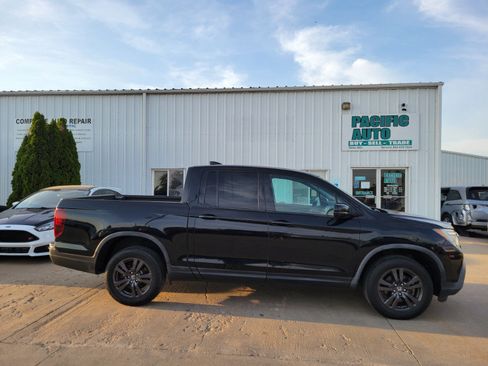 Used 2019 Honda Ridgeline Sport image 9