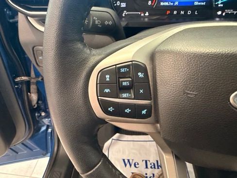 Used 2023 Ford Explorer XLT w/ Equipment Group 202A AWD/4WD image 25