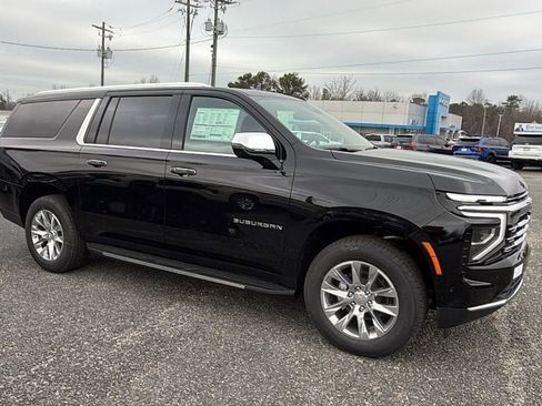 New 2026 Chevrolet Suburban Premier image 4